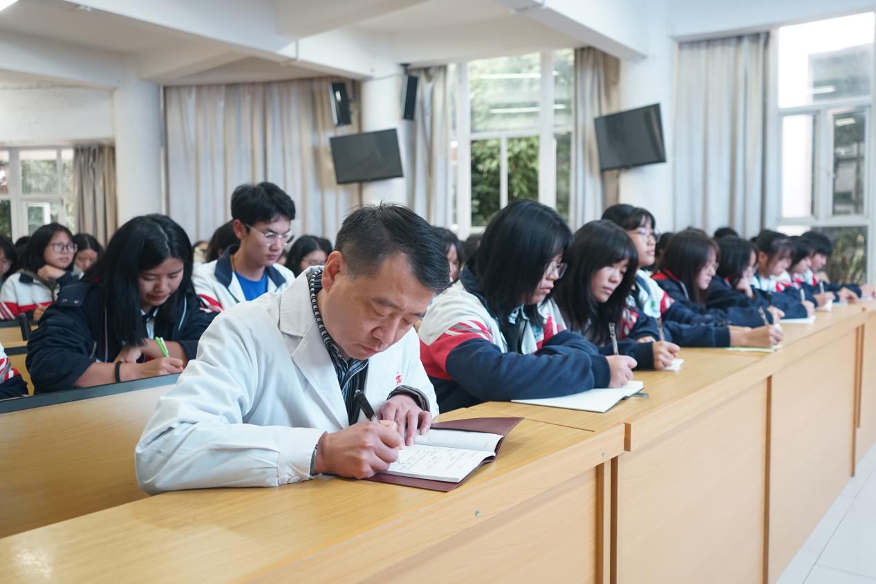 说明: DSC01428