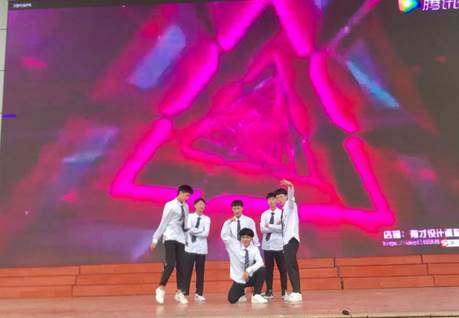 说明: FC7C3B4BD3836DD99765C8484D7FC1B3
