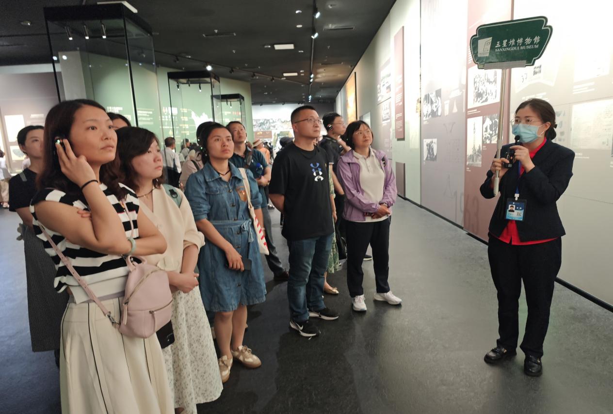 说明: A9A11B34086174C18E6672783E23496F