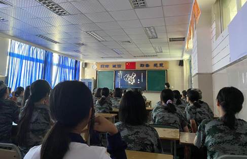 说明: 班会2