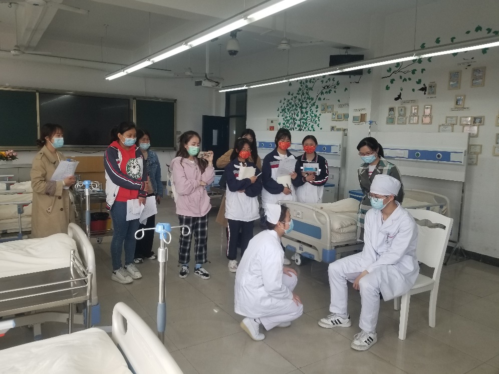 说明: C:\Users\李莉\Desktop\四川天府新区职业学校到校交流照片\QQ图片20220408125936.jpg